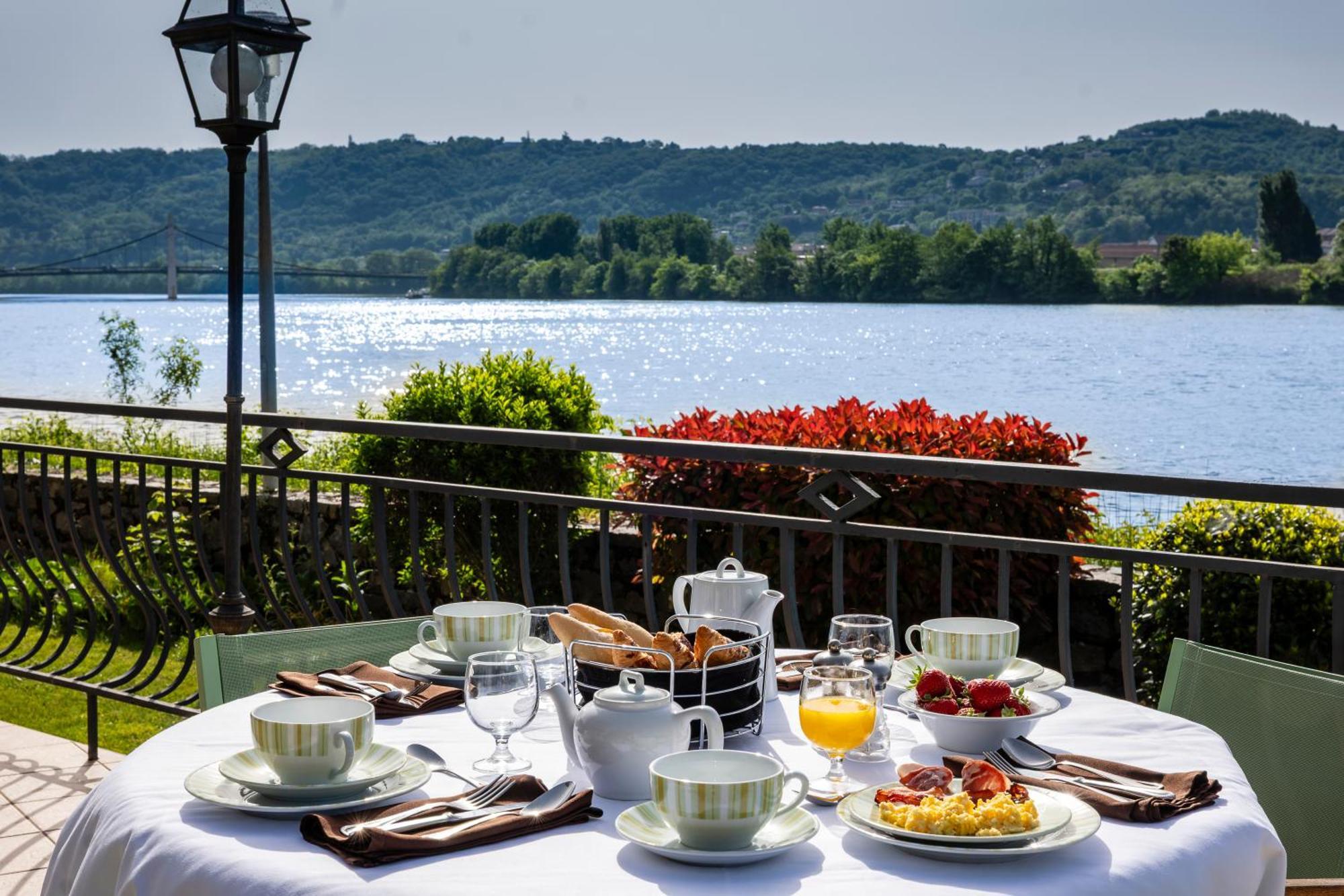 Hotel Beau Rivage Condrieu Zewnętrze zdjęcie